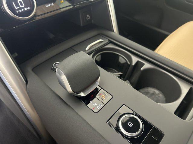 new 2025 Land Rover Discovery car, priced at $81,062