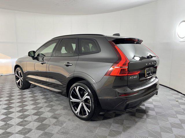 used 2023 Volvo XC60 car, priced at $42,998