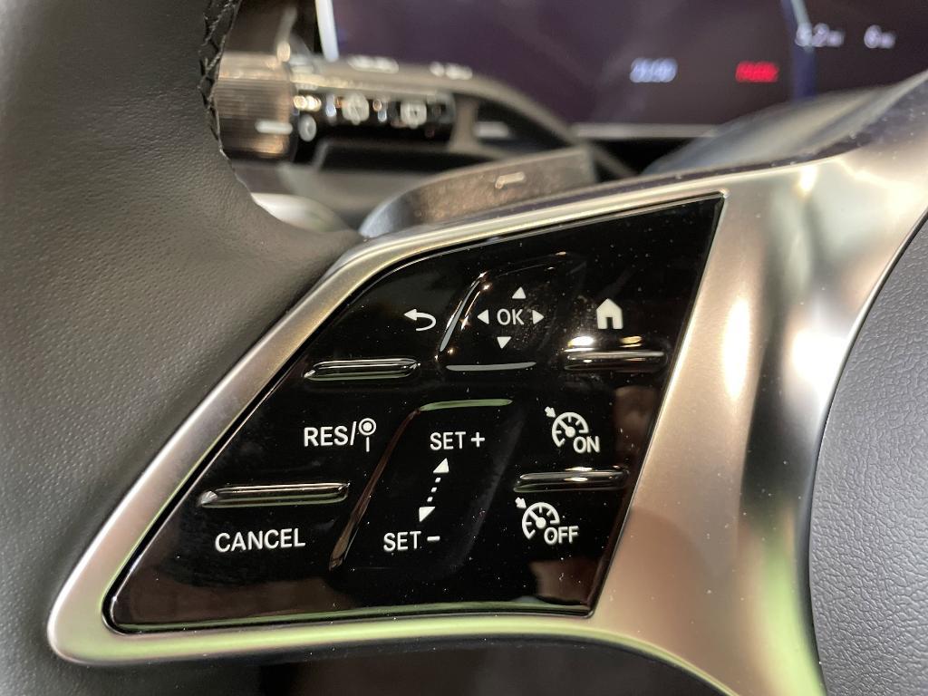 new 2025 Mercedes-Benz GLC 300 car, priced at $51,035