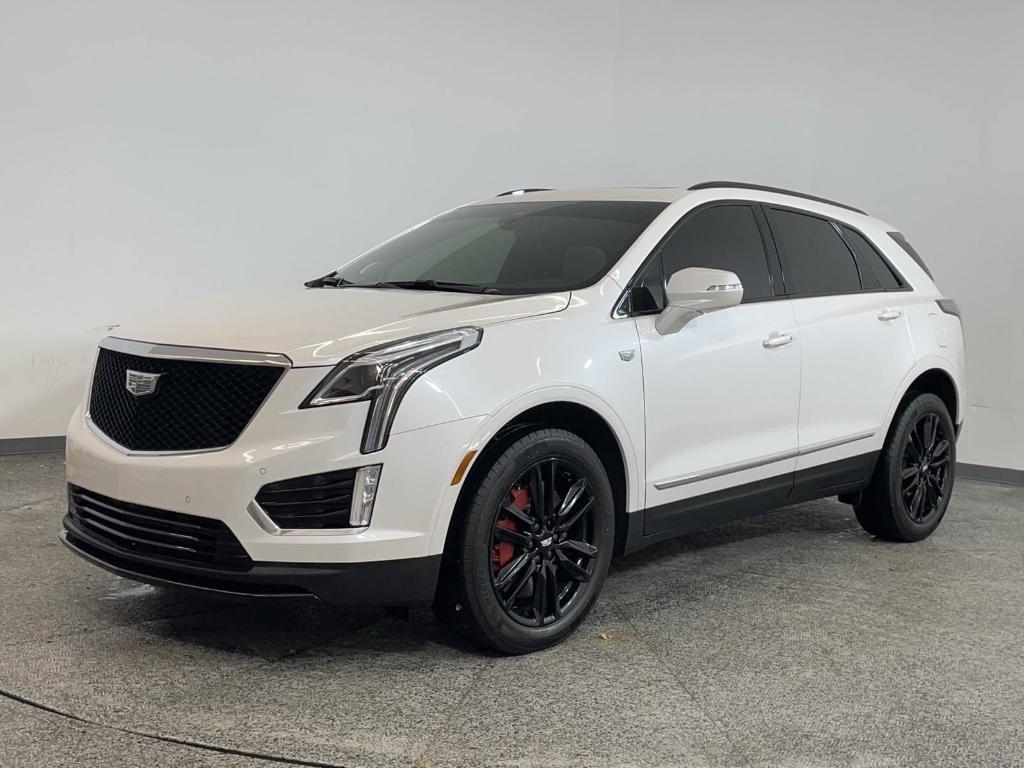 used 2023 Cadillac XT5 car, priced at $37,999