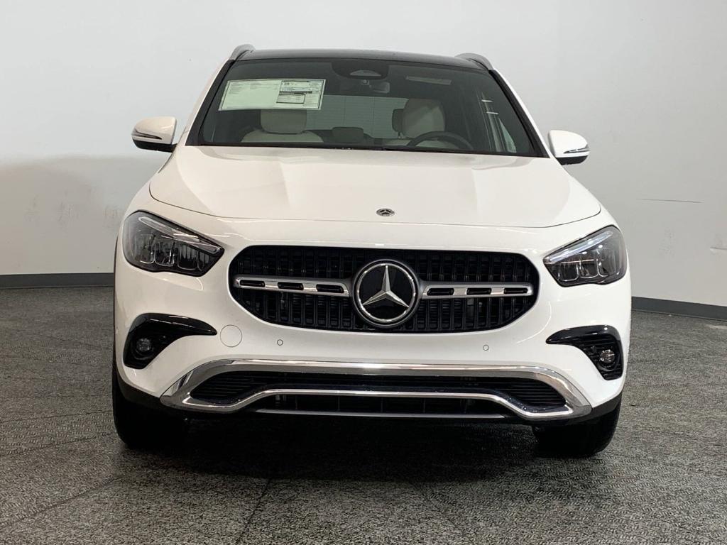 new 2025 Mercedes-Benz GLA 250 car, priced at $45,650