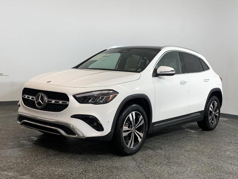 new 2025 Mercedes-Benz GLA 250 car, priced at $45,650