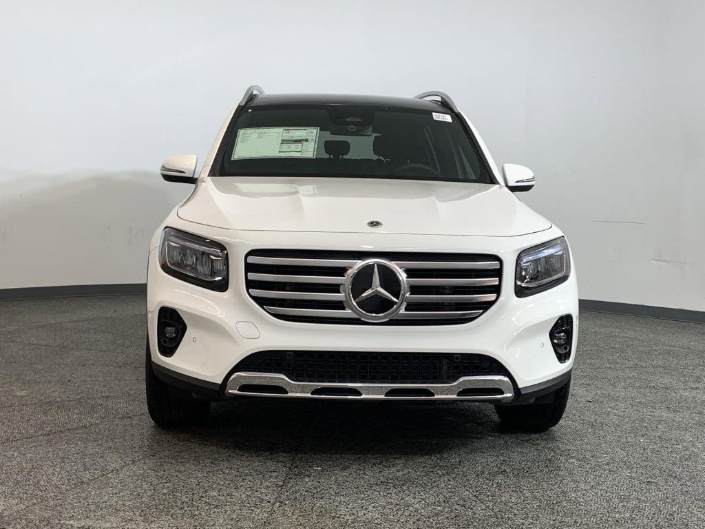 new 2025 Mercedes-Benz GLB 250 car, priced at $48,450