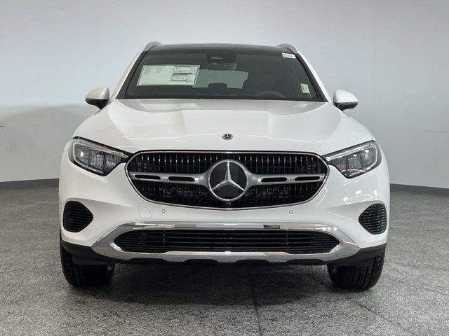 new 2025 Mercedes-Benz GLC 300 car, priced at $54,285