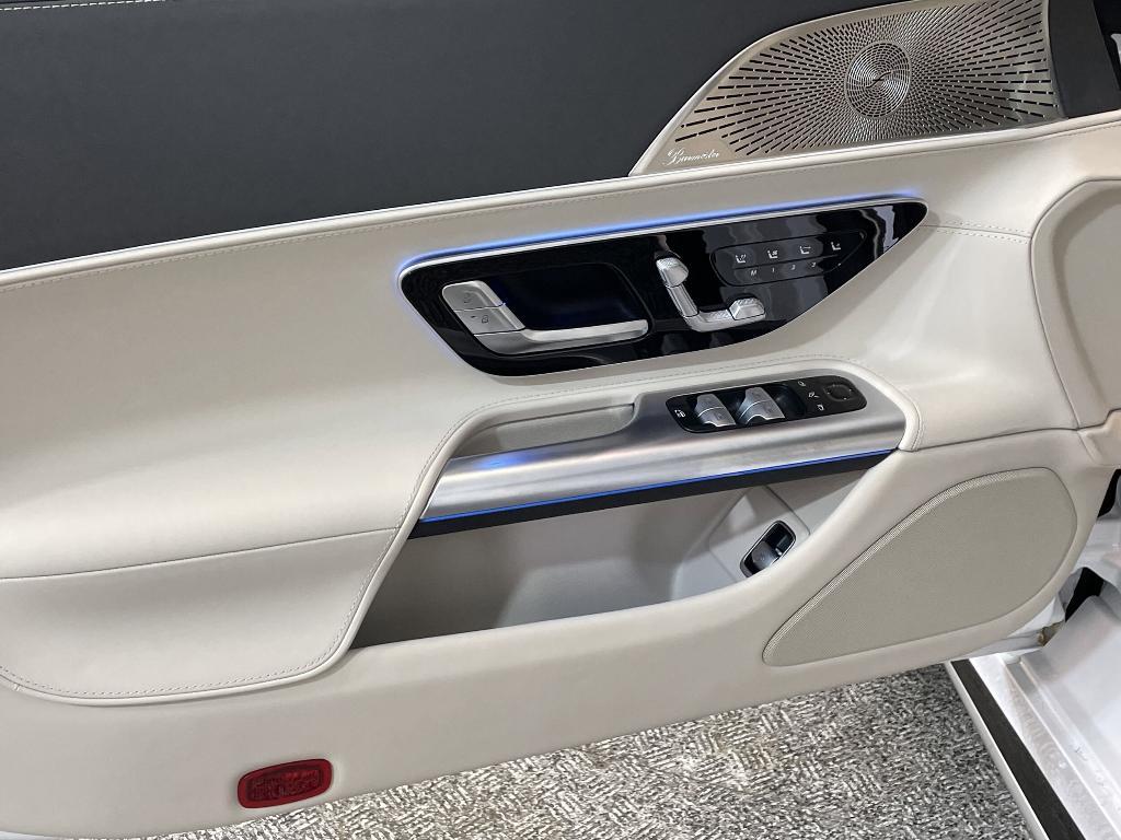 new 2025 Mercedes-Benz AMG SL 55 car, priced at $157,480