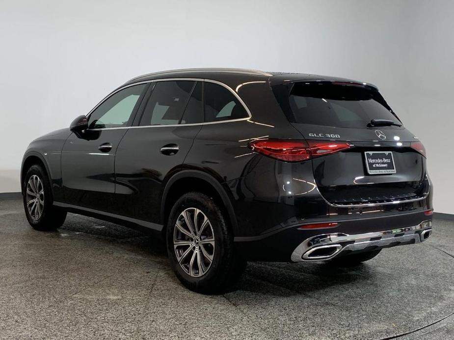 new 2025 Mercedes-Benz GLC 300 car, priced at $54,625