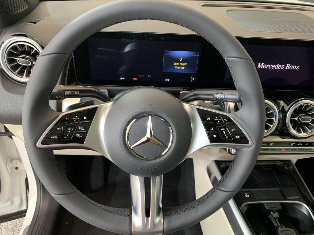 new 2024 Mercedes-Benz EQB 250 car, priced at $58,095