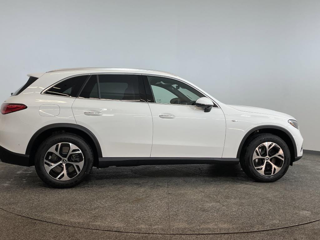 new 2025 Mercedes-Benz GLC 350e car, priced at $63,000