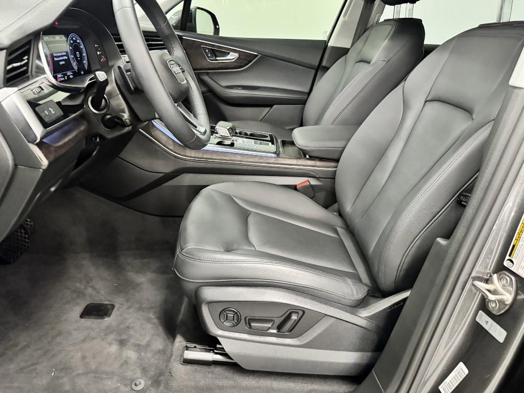 used 2023 Audi Q7 car, priced at $42,999
