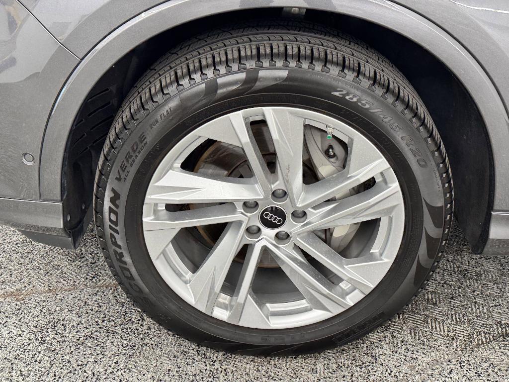 used 2023 Audi Q7 car, priced at $42,999