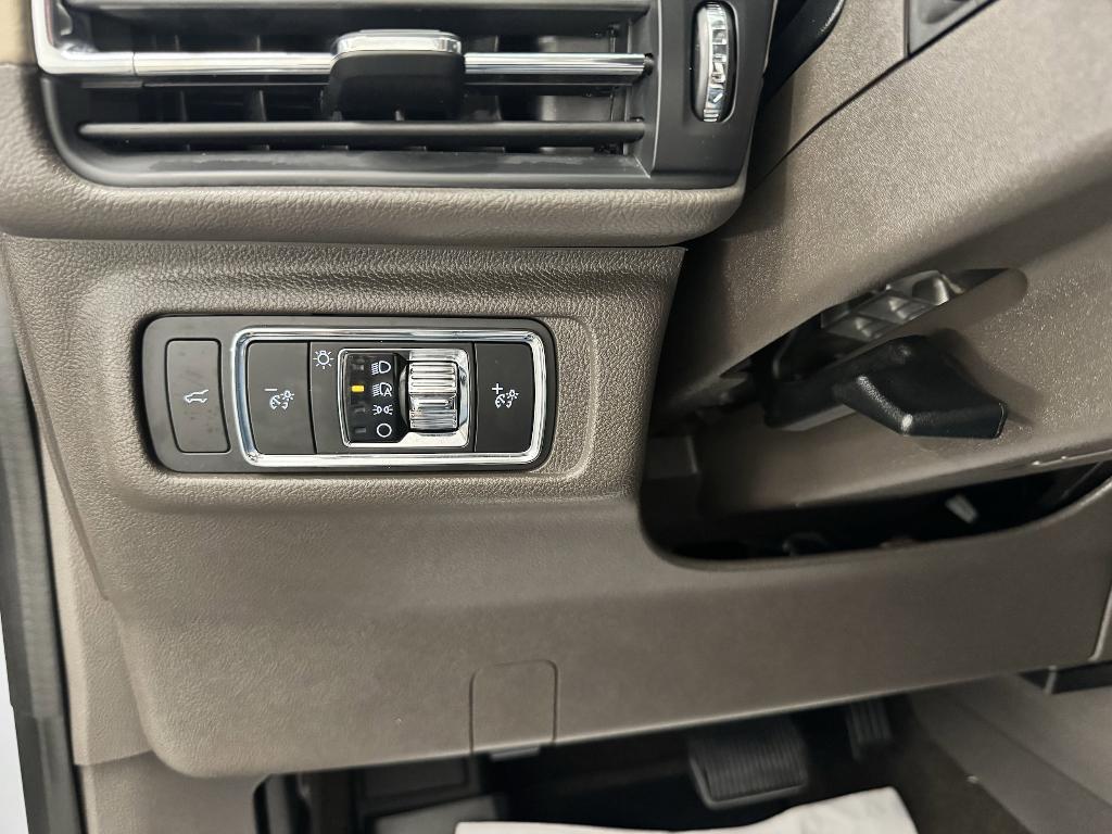 used 2022 Lincoln Corsair car, priced at $27,999