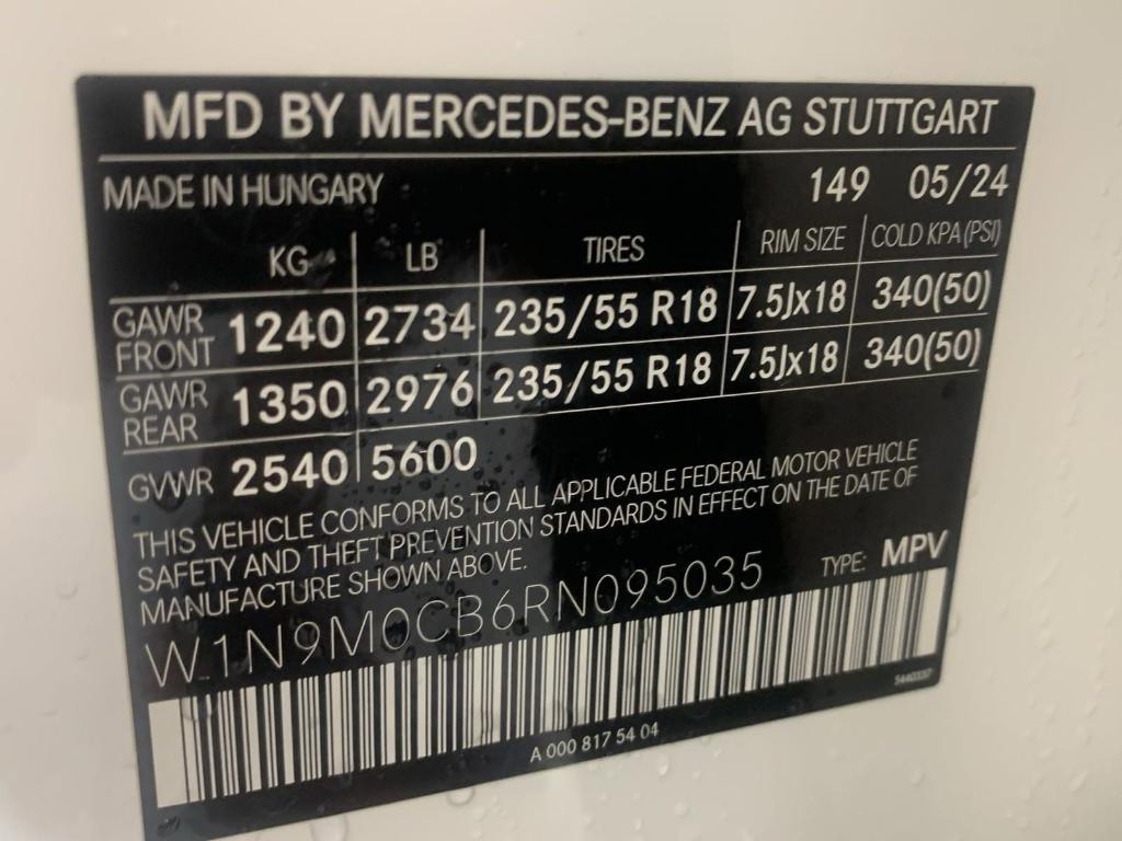 new 2024 Mercedes-Benz EQB 250 car, priced at $57,595