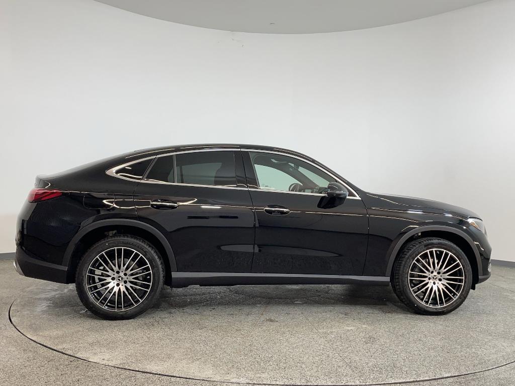 new 2025 Mercedes-Benz GLC 300 car, priced at $63,665