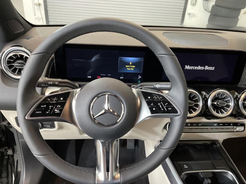 new 2024 Mercedes-Benz EQB 250 car, priced at $58,345