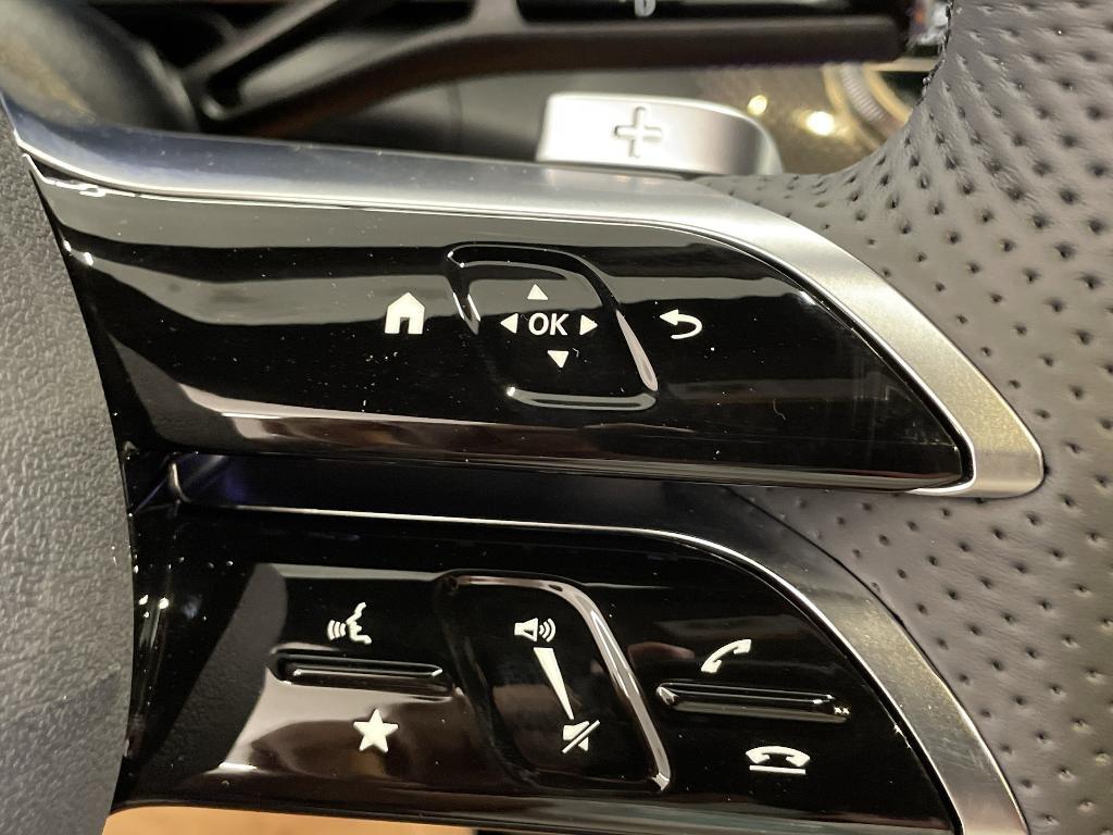 new 2026 Mercedes-Benz GLC 300 car, priced at $61,155