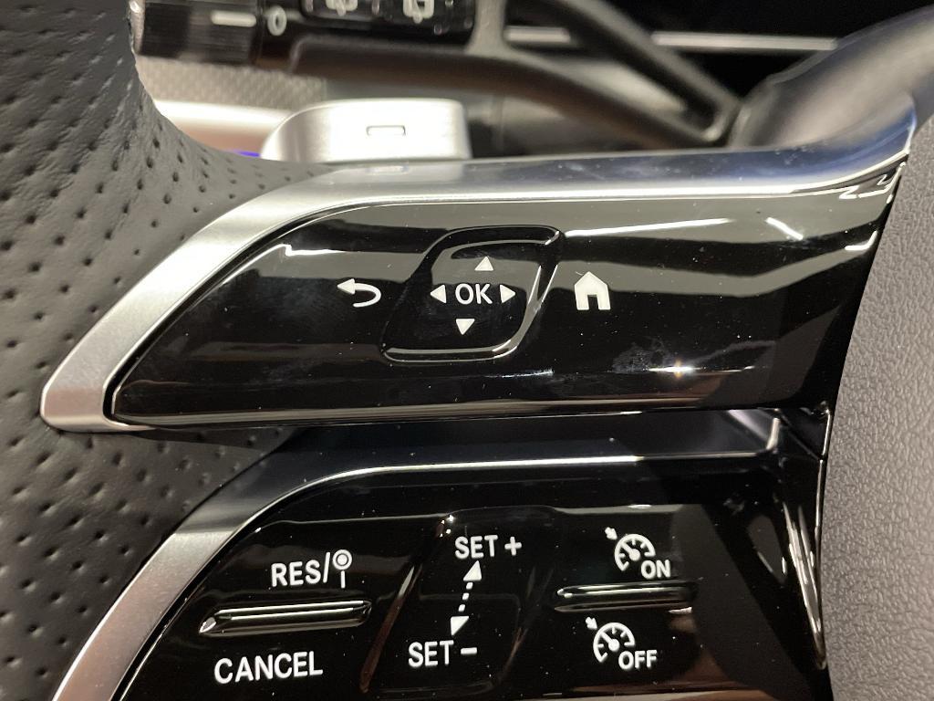 new 2026 Mercedes-Benz GLC 300 car, priced at $61,155