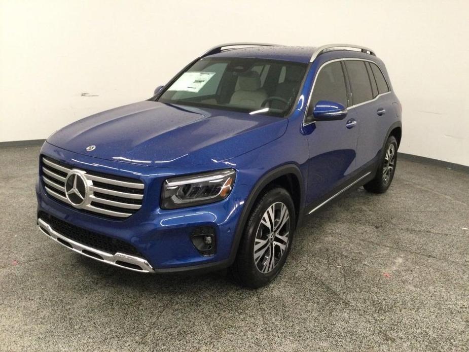 new 2024 Mercedes-Benz GLB 250 car, priced at $47,335
