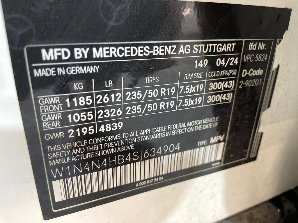 new 2025 Mercedes-Benz GLA 250 car, priced at $52,205