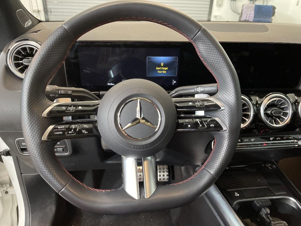 new 2025 Mercedes-Benz GLA 250 car, priced at $52,205