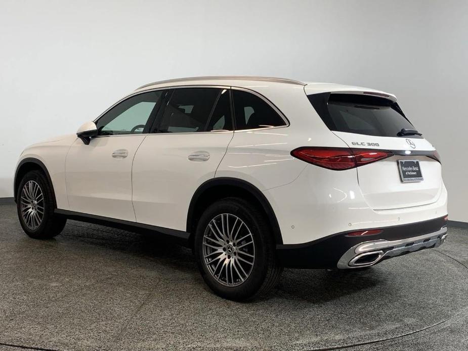 new 2025 Mercedes-Benz GLC 300 car, priced at $53,385