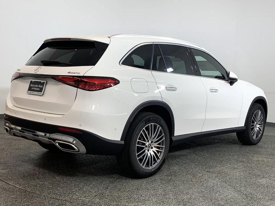 new 2025 Mercedes-Benz GLC 300 car, priced at $53,385