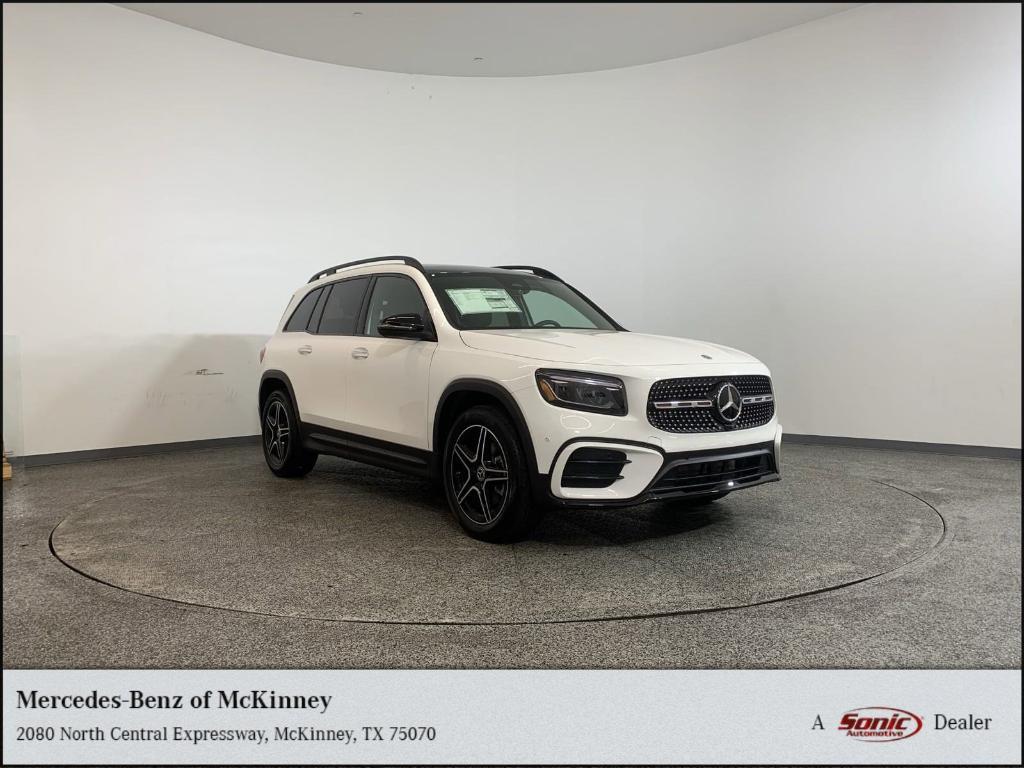 new 2024 Mercedes-Benz GLB 250 car, priced at $52,325