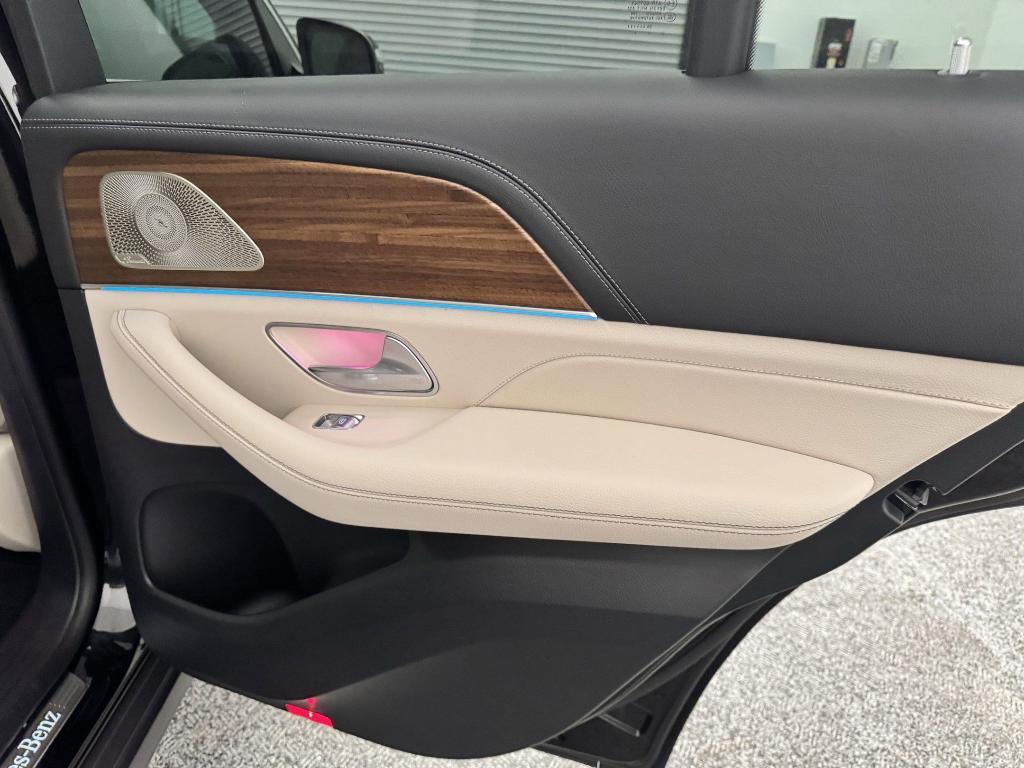 new 2025 Mercedes-Benz GLE 350 car, priced at $72,380