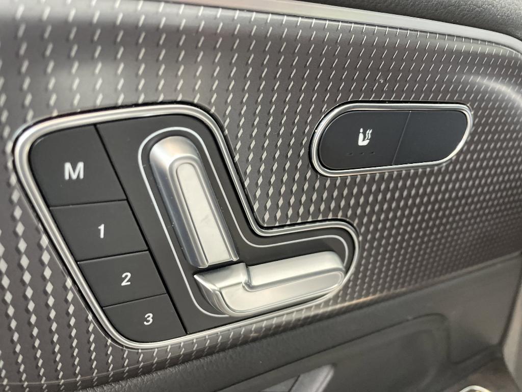 used 2022 Mercedes-Benz GLA 250 car, priced at $29,998