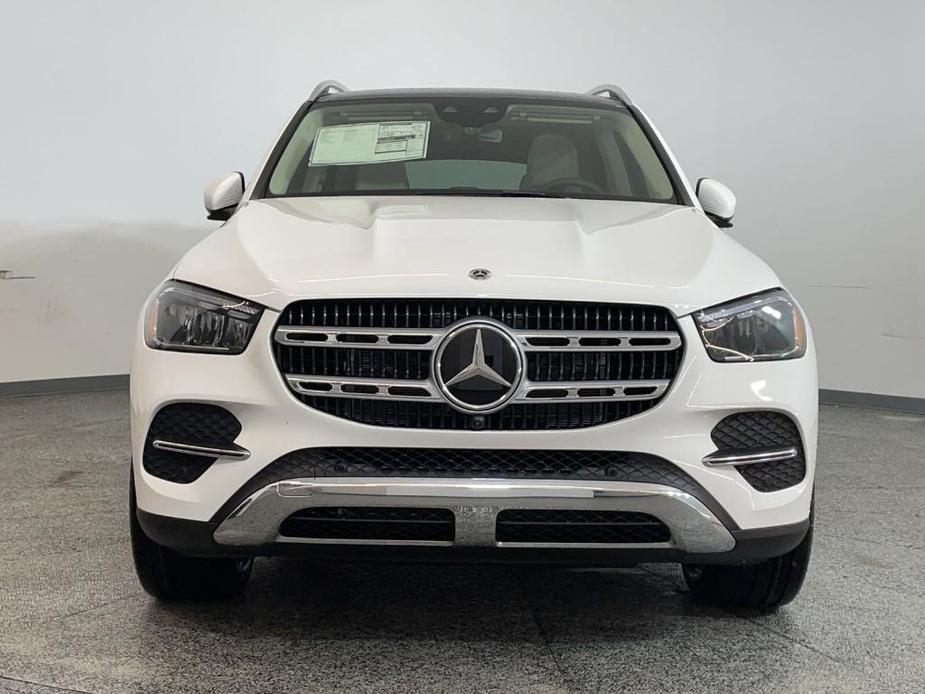 new 2025 Mercedes-Benz GLE 450 car, priced at $78,615