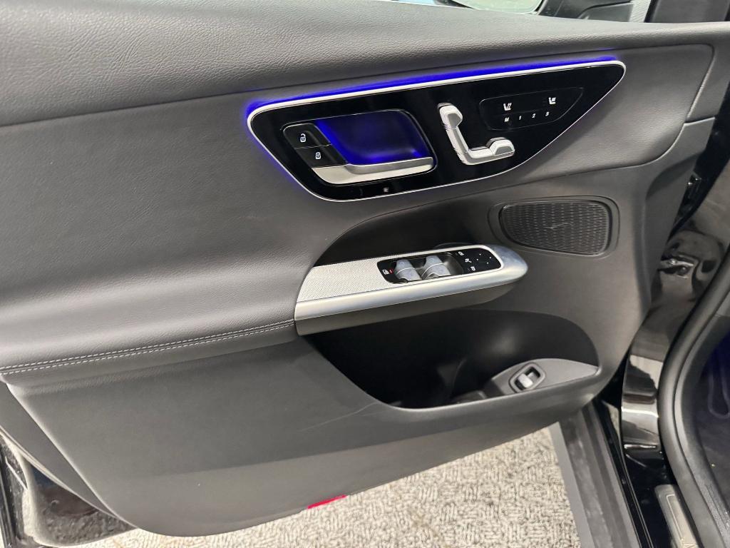 new 2025 Mercedes-Benz GLC 300 car, priced at $54,535