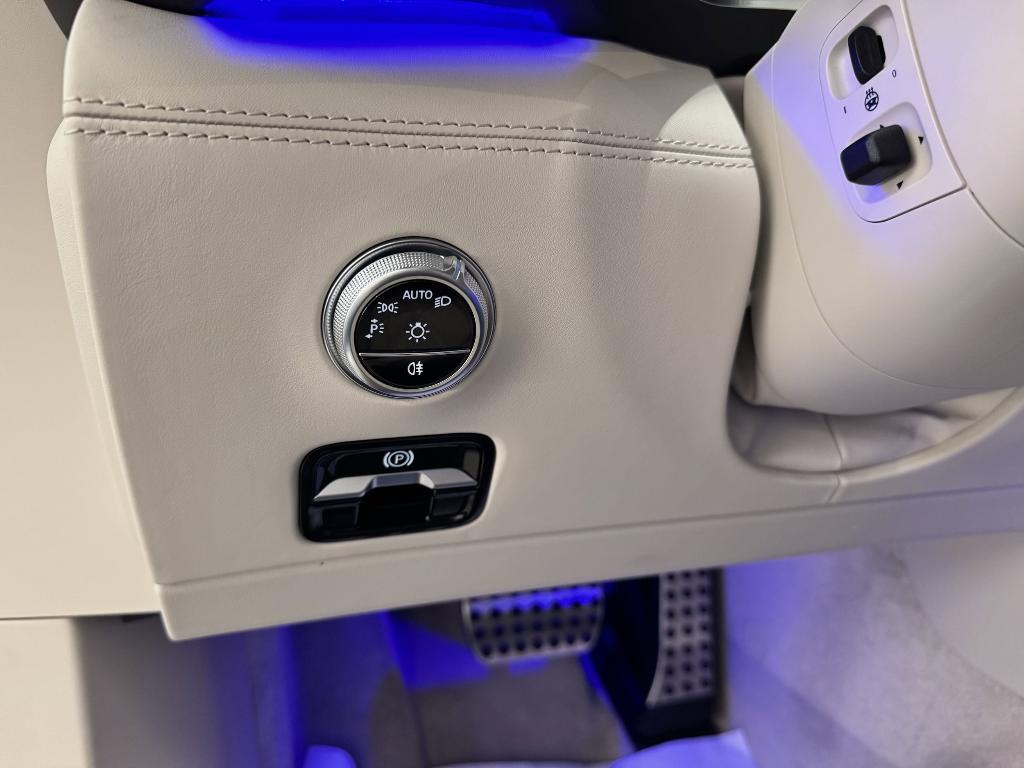 used 2025 Mercedes-Benz AMG SL 43 car, priced at $103,999