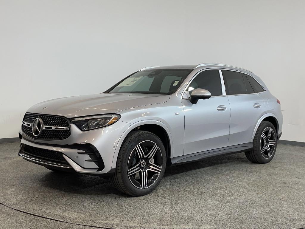 new 2025 Mercedes-Benz GLC 350e car, priced at $66,350
