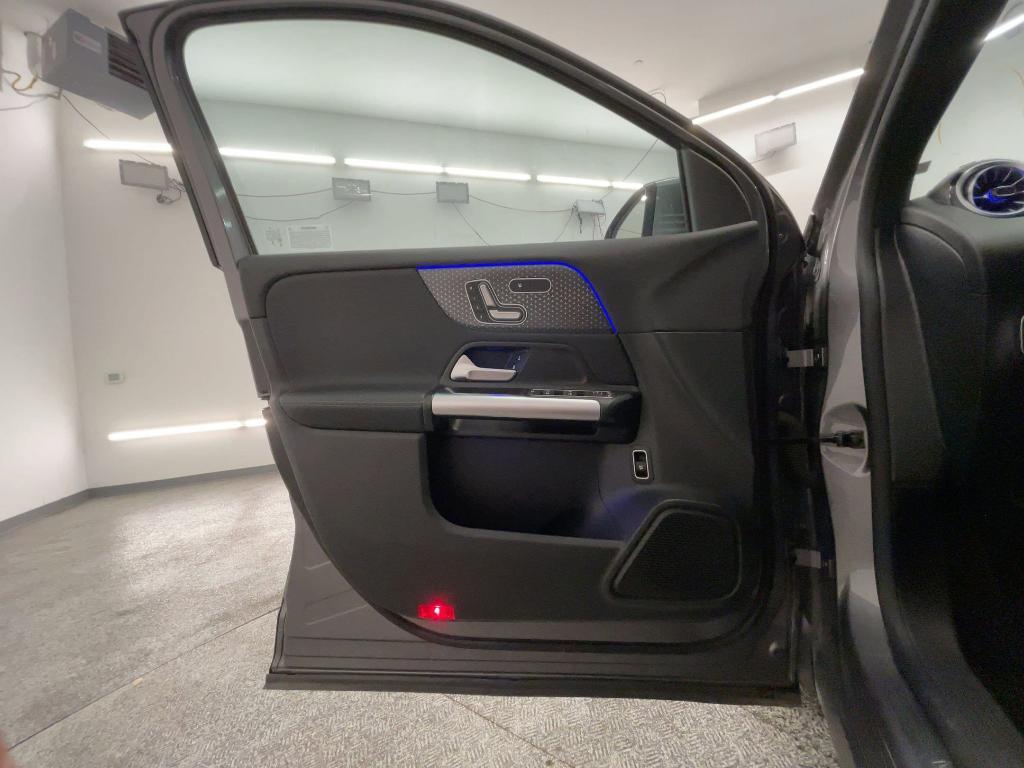 used 2025 Mercedes-Benz GLA 250 car, priced at $32,998