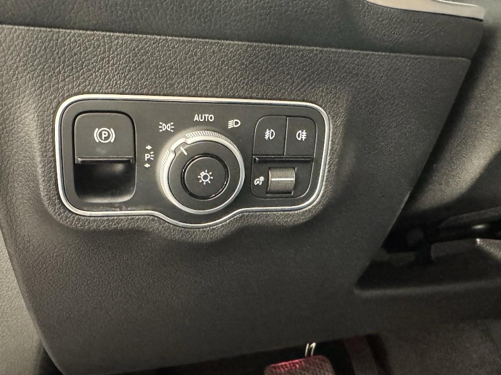 used 2025 Mercedes-Benz GLB 250 car, priced at $36,996