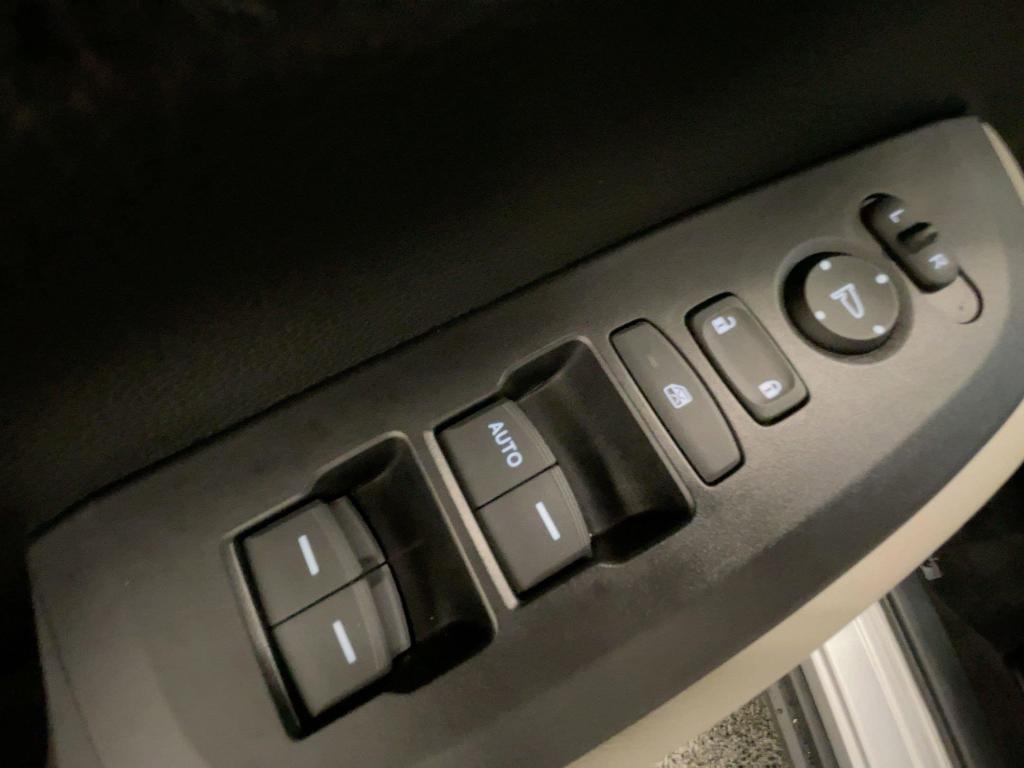 used 2026 Honda HR-V car, priced at $27,499