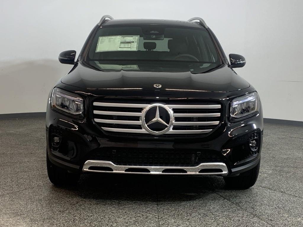 new 2025 Mercedes-Benz GLB 250 car, priced at $50,665