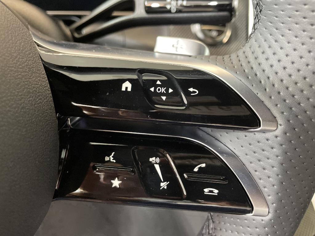 new 2025 Mercedes-Benz GLC 300 car, priced at $56,535
