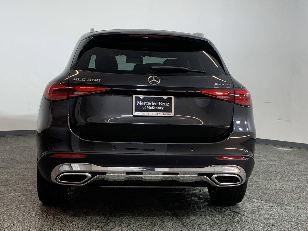 new 2025 Mercedes-Benz GLC 300 car, priced at $60,555