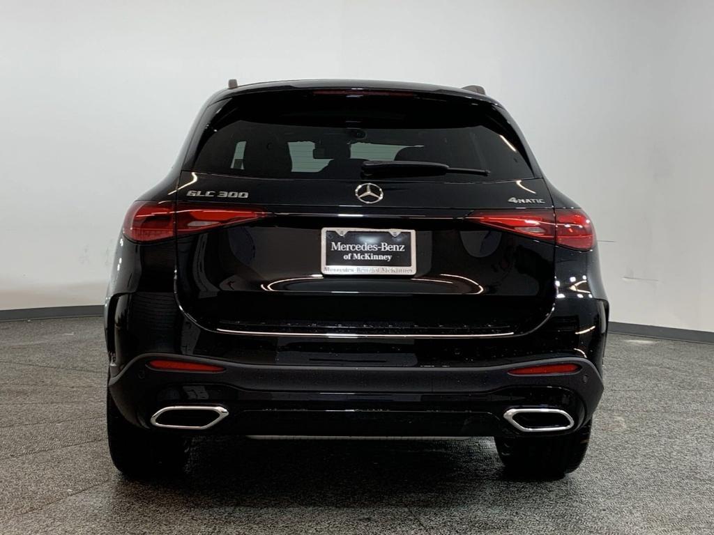 new 2025 Mercedes-Benz GLC 300 car, priced at $61,265