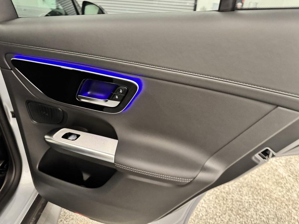 new 2025 Mercedes-Benz GLC 300 car, priced at $55,285