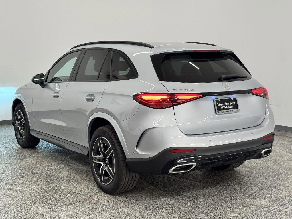 new 2025 Mercedes-Benz GLC 300 car, priced at $55,285