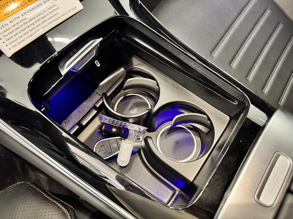 new 2025 Mercedes-Benz GLC 300 car, priced at $55,285