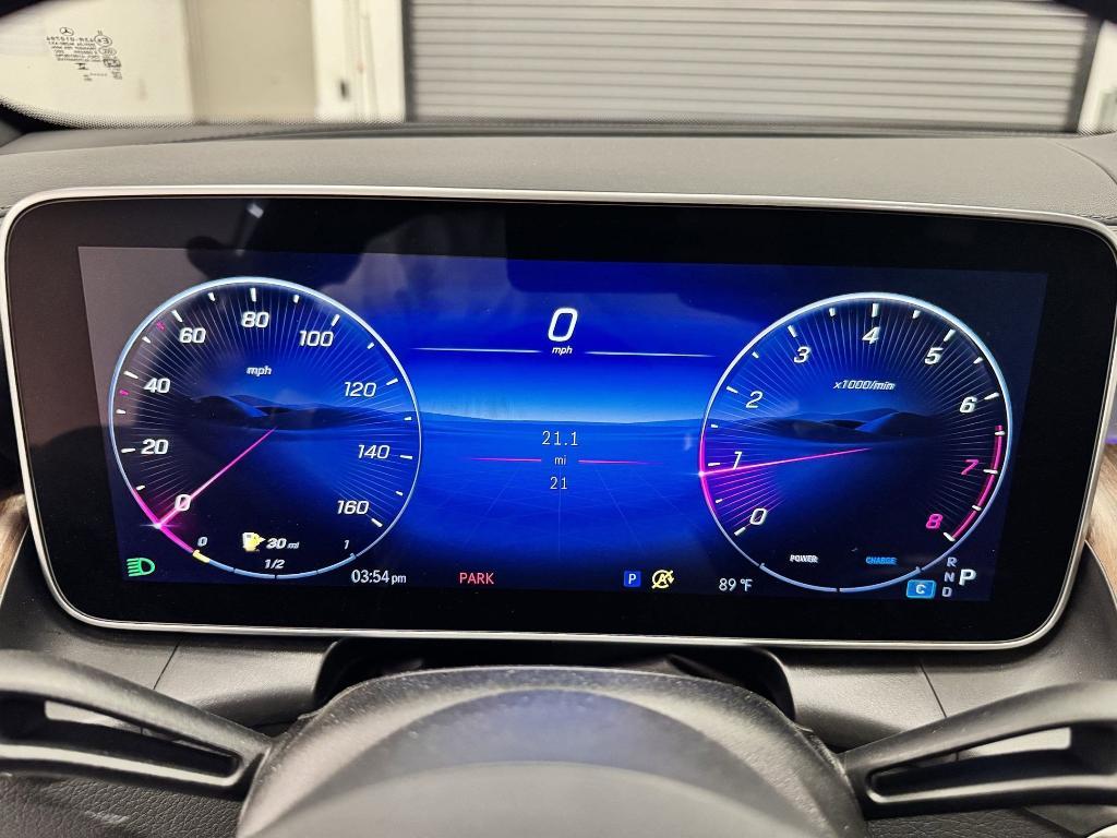 new 2025 Mercedes-Benz GLC 300 car, priced at $55,285