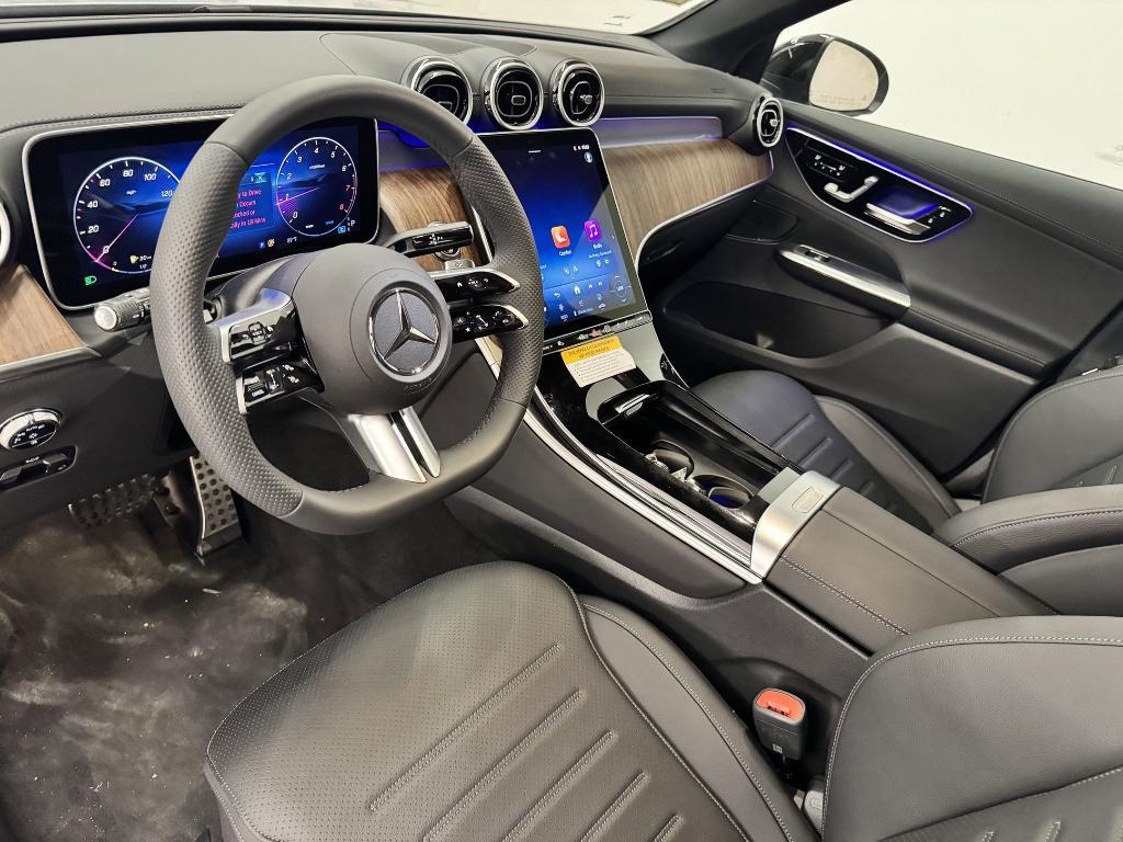 new 2025 Mercedes-Benz GLC 300 car, priced at $55,285