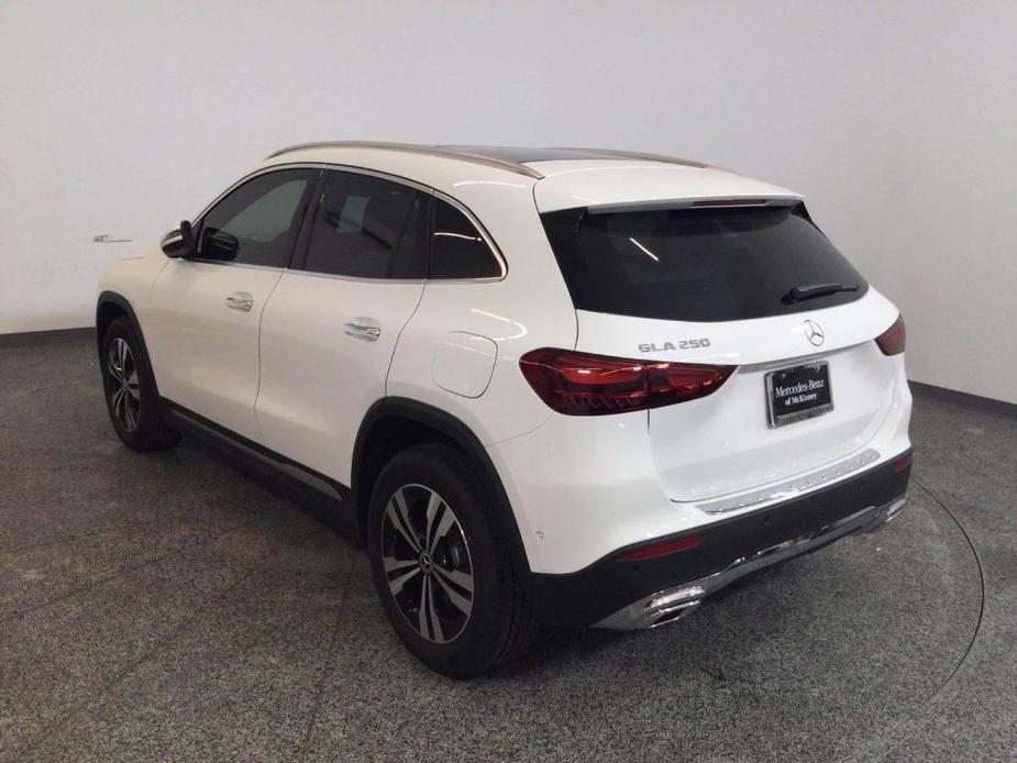 new 2024 Mercedes-Benz GLA 250 car, priced at $45,880