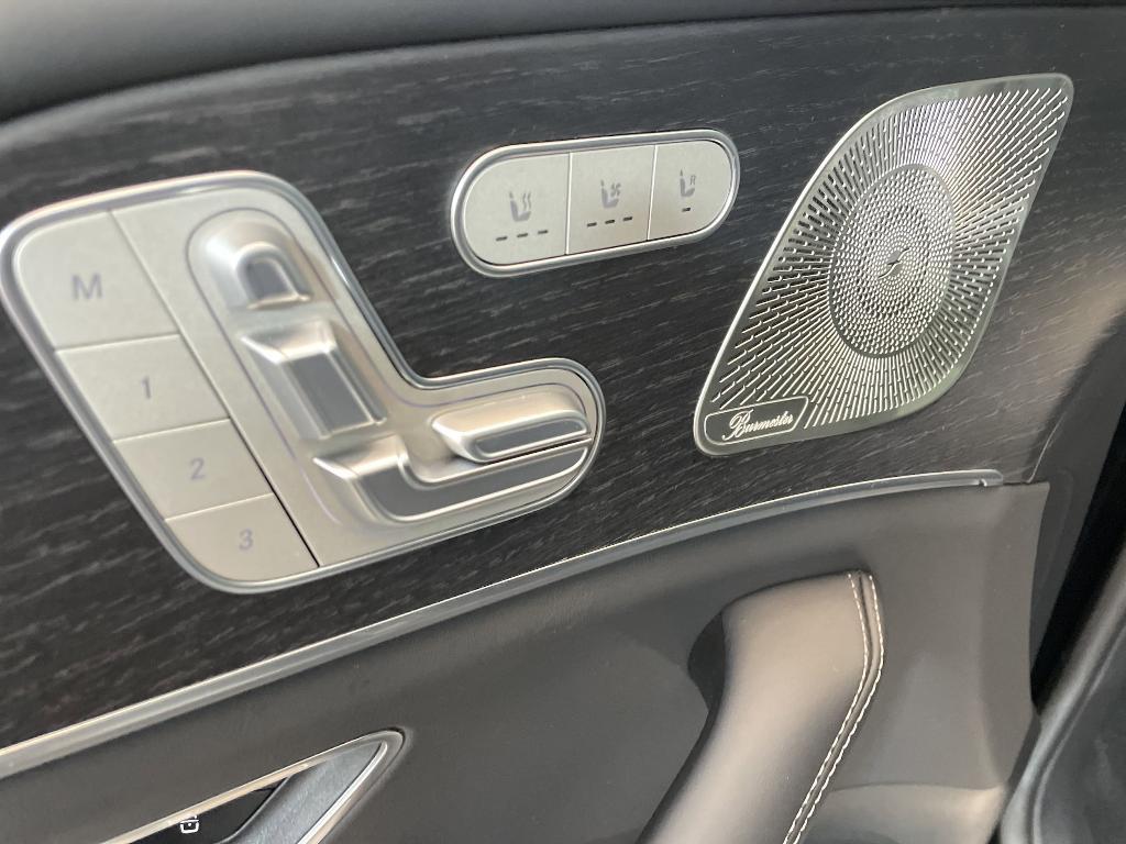 new 2025 Mercedes-Benz GLS 450 car, priced at $104,320