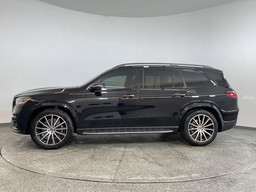 new 2025 Mercedes-Benz GLS 450 car, priced at $104,320