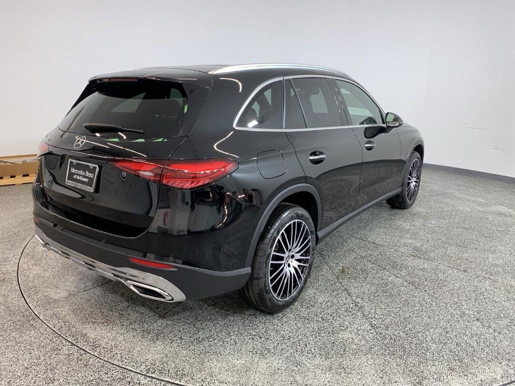 new 2024 Mercedes-Benz GLC 300 car, priced at $51,145