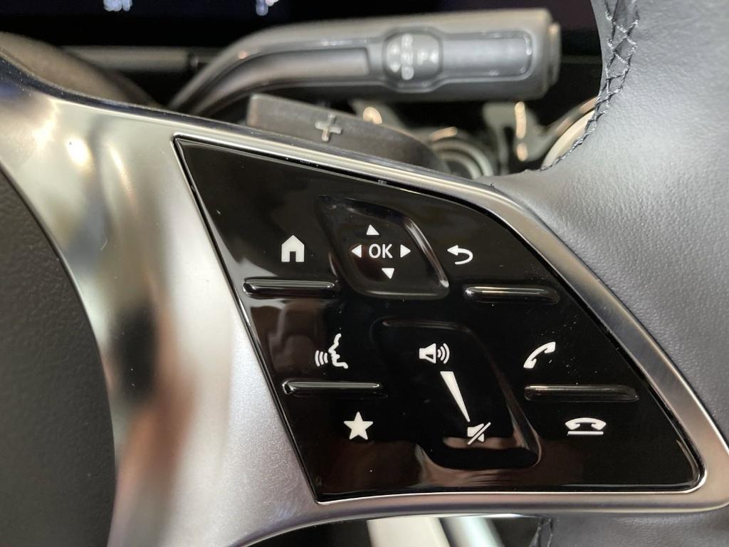 new 2025 Mercedes-Benz GLA 250 car, priced at $44,345