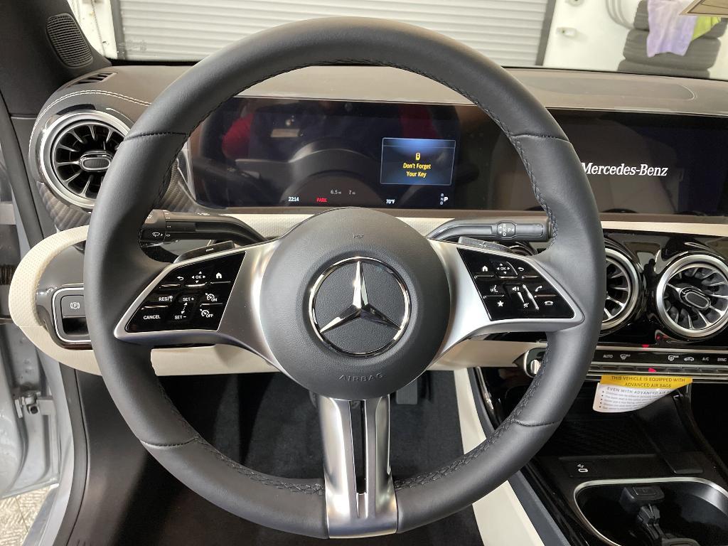 new 2025 Mercedes-Benz CLA 250 car, priced at $46,795